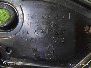 Накладка двери передняя правая AUDI A3 8YS