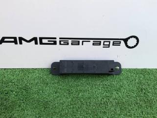 Запчасть антенный усилитель Mercedes-Benz C-Class 2018