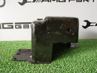 Кронштейн передний левый Mercedes-Benz GLE-Class