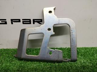 Держатель проводки правый Mercedes-Benz E-Class