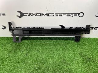 Держатель радиатора Mercedes-Benz GLA-Class