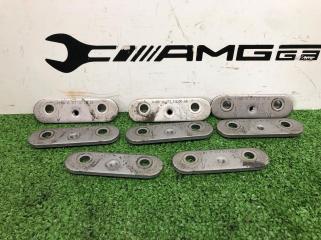 Крепежная пластина Mercedes-Benz C-Class