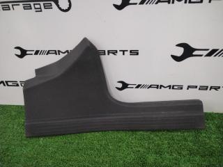 Накладка порога внутренняя задняя правая Mercedes-Benz E-Class контрактная Накладка порога внутренняя задняя правая Mercedes-Benz E-Class