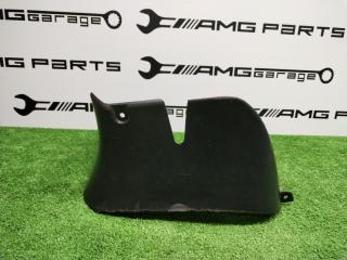 Брызговик передний правый Mercedes-Benz S-Class