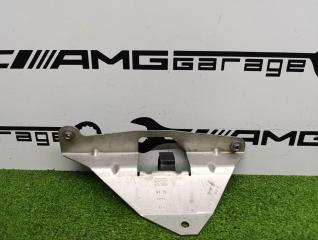 Запчасть кронштейн Lamborghini Huracan LP6104 4S0813546C контрактная Кронштейн Lamborghini Huracan LP6104 4S0813546C контрактная