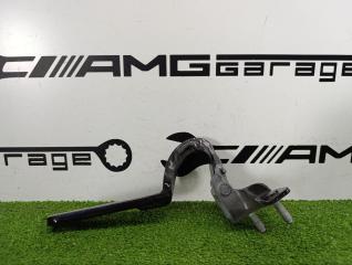 Петля крышки багажника задняя правая Mercedes-Benz GLE-Class