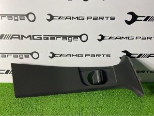 Обшивка стойки правая Mercedes-Benz GLC-Class