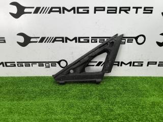 Уплотнитель зеркала передний левый Mercedes-Benz C-Class 2016