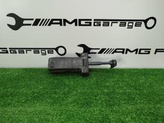 Ограничитель двери задний Mercedes-Benz A-Class 2023 контрактная Ограничитель двери задний Mercedes-Benz A-Class 2023