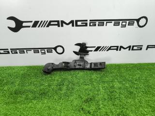 Направляющий канал Mercedes-Benz C-Class 2016