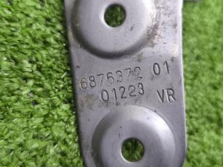 Держатель передний правый X6 2023 G06 B57D30B