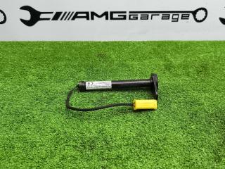 Пиропатрон петли капота Mercedes-Benz S-Class