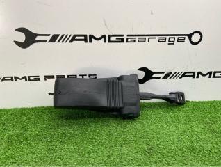 Запчасть ограничитель двери передний левый AUDI Q3 2024