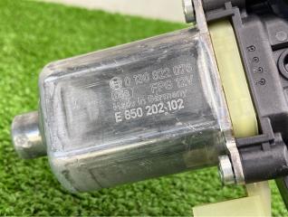 Мотор стеклоподъемника передний левый Q3 2024 F3B