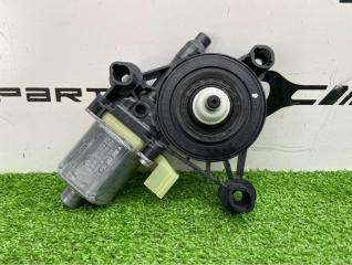 Мотор стеклоподъемника задний правый Q3 2024 F3B