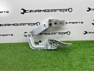 Петля капота левая Mercedes-Benz GLA-Class 2023 контрактная Петля капота левая Mercedes-Benz GLA-Class 2023