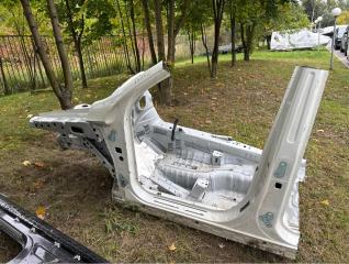 Лонжерон передний левый Mercedes-Benz GLE-Class