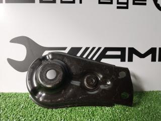 Упорная пластина задняя правая Mercedes-Benz S-Class контрактная Упорная пластина задняя правая Mercedes-Benz S-Class