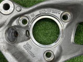 Поворотный кулак передний правый Q3 2024 F3B