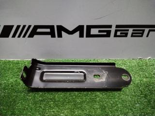 Кронштейн крыла передний левый Porsche 911