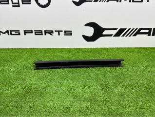 Накладка стекла передняя правая Mercedes-Benz G-Class 2021 контрактная Накладка стекла передняя правая Mercedes-Benz G-Class 2021