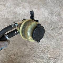 Запчасть бачок гидроусилителя руля TOYOTA CAMRY