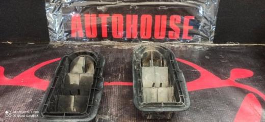 Фото запчасти решетка вентиляционная задняя задняя левая TOYOTA SIENTA 2004 Б/У запчасть Запчасть решетка вентиляционная задняя задняя левая TOYOTA SIENTA 2004