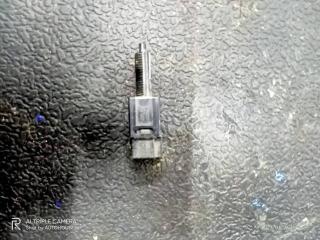 Фото запчасти датчик педали тормоза NISSAN Б/У запчасть Запчасть датчик педали тормоза NISSAN