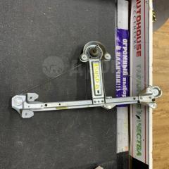 Фото запчасти стеклоподъемник (стп) механический задний левый OPEL ASTRA Б/У запчасть Запчасть стеклоподъемник (стп) механический задний левый OPEL ASTRA