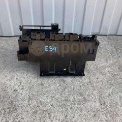 Запчасть корпус реле BMW 5-SERIES 1994
