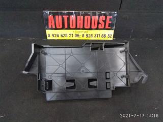 Запчасть кронштейн AUDI Q5 2016