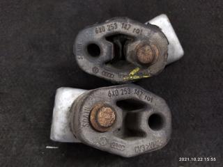 Резинка подвеса глушителя POLO 2013 CFNA