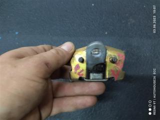 Запчасть ограничитель двери задний левый Peugeot 307