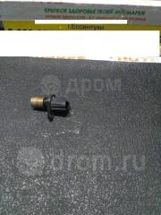 Запчасть датчик распредвала TOYOTA YARIS