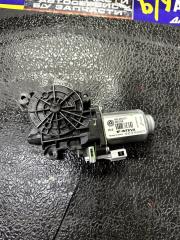 Моторчик стеклоподъемника задний правый VOLKSWAGEN POLO 2013