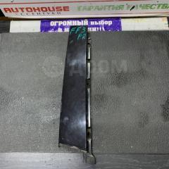 Запчасть накладка двери передняя правая FORD FOCUS 2013