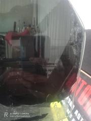 Запчасть стекло двери заднее левое Лада Приора 2014