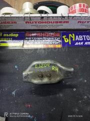 Фото запчасти опора двигателя передняя правая SUBARU LEGACY Б/У запчасть Запчасть опора двигателя передняя правая SUBARU LEGACY