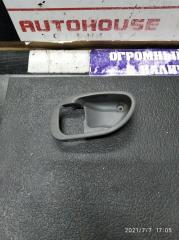 Запчасть накладка ручки внутренней левая MITSUBISHI COLT
