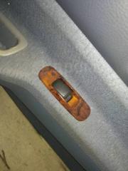 Запчасть кнопка стеклоподъемника MITSUBISHI LANCER CEDIA