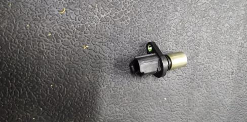 Запчасть датчик положения распредвала TOYOTA YARIS