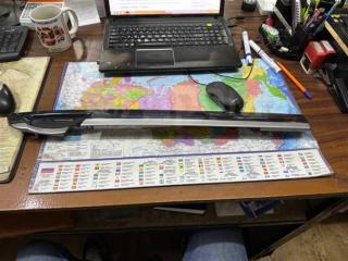 Запчасть обшивка двери правая BMW 7-series