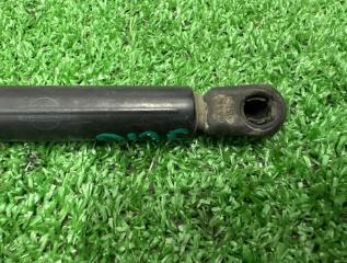 Амортизаторы двери багажника задние NISSAN PRIMERA P12E QG16DE