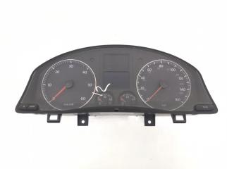 Щиток приборов (приборная панель) Volkswagen Golf 2006