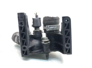 Фланец (тройник) системы охлаждения Ford Mondeo 2009