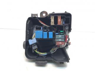 Запчасть блок предохранителей Dacia Sandero 2013 0.9 TCE 243809584R контрактная Блок предохранителей Dacia Sandero 2013 0.9 TCE 243809584R контрактная