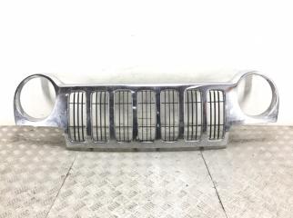 Решетка радиатора Jeep Cherokee 2003