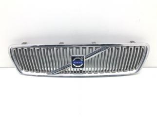 Решетка радиатора Volvo V70 2001