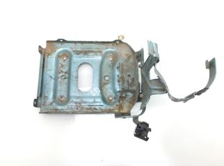 Запчасть полка аккумулятора Suzuki Wagon R 2005