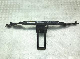 Планка под капот Jeep Cherokee 2003
